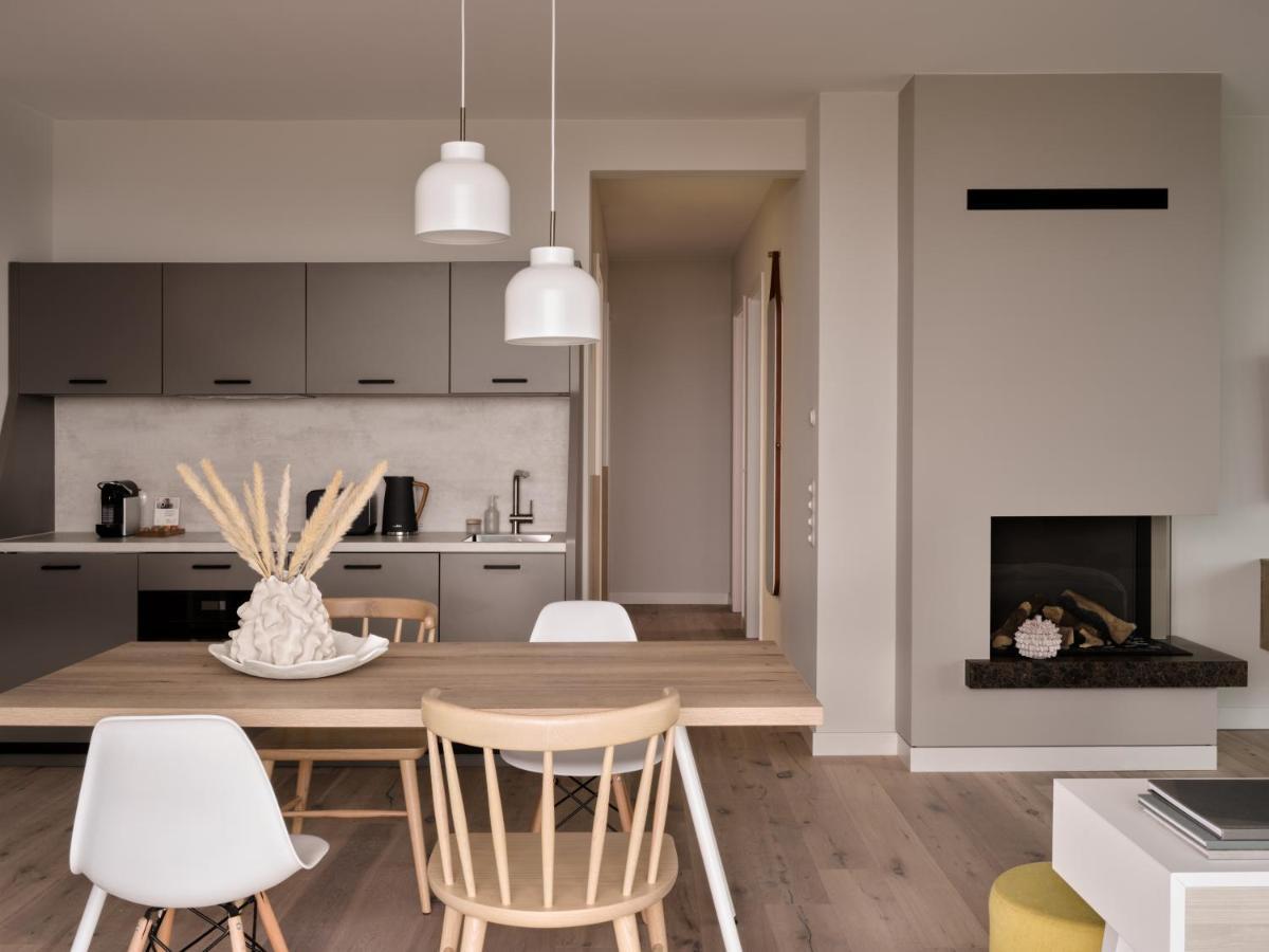 The Breeze Aparthotel Heringsdorf  Luaran gambar A modern kitchen