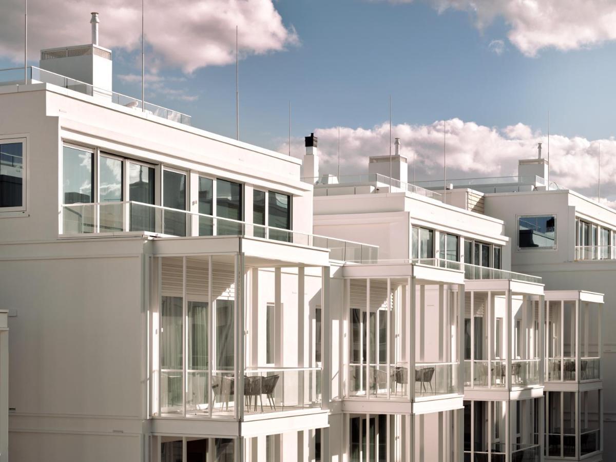 The Breeze Aparthotel Heringsdorf  Luaran gambar The 1930s-built apartment block