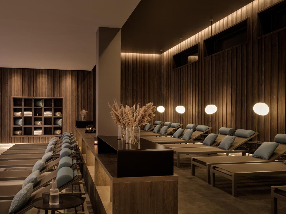 The Breeze Aparthotel Heringsdorf  Luaran gambar The spa at The Standard East Village